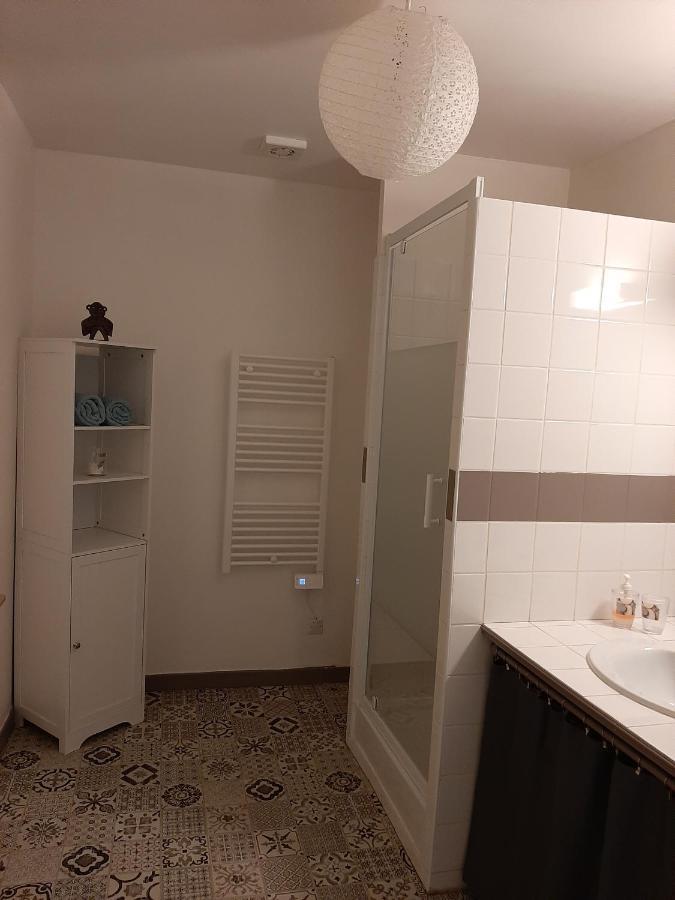 Apartamento Le Petit Bois Niort Exterior foto